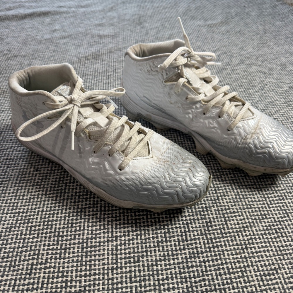 Under Armour Highlight Hammer MC White Silver Football Cleats Mens 8 3028207-101